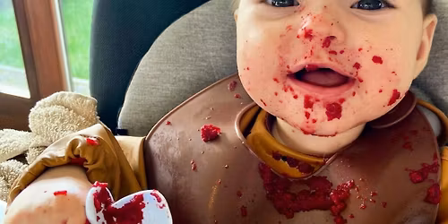 Starten met vaste voeding - Les premi\u00e8res bouch\u00e9es de b\u00e9b\u00e9 - Baby's first bites