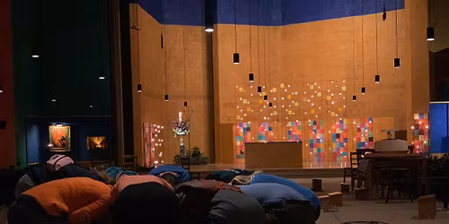 Prier \u00e0 Marseille avec les chants de Taiz\u00e9 