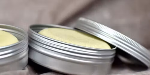 Medlemsm\u00f6te med Hudsprickornas Skr\u00e4ck