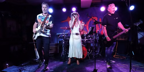 The Stubbie Holders - Live at Dicey Riley\u2019s