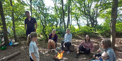 Family campfire & cooking
