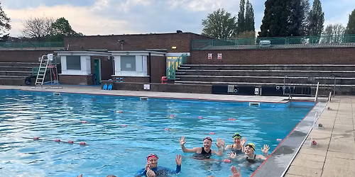Wycombe Rye Lido - FRONT CRAWL REVIEW LESSON ADVANCED