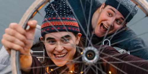 B\u00f8rneteater \/\/ (H)jul