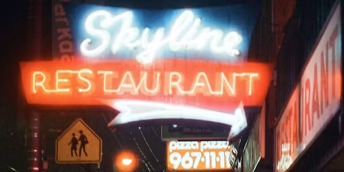 Street Photography: Observation\/ Timing