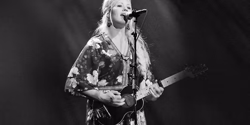 Unni Wilhelmsen - S\u00f8ndre kulturhj\u00f8rne, Stj\u00f8rdal - EKSTRA!