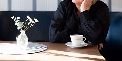 F\u00f6rfattarbes\u00f6k: Katarina Widholm