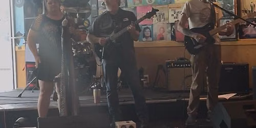 El Train is back at Reuben's on the Parkway!