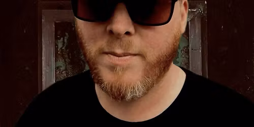 Dylan Walshe at Thos O\u2019Reilly\u2019s w\/ members of The Muckers guesting