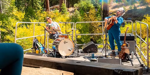 Artist Spotlight Series: Grainne Hunt with Jules Stewart