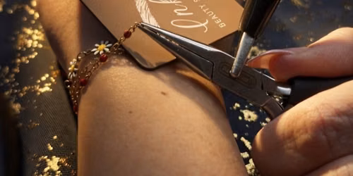 Mentor Plastic Surgery and Med Spa Customer Appeciation Day Permanent Jewelry