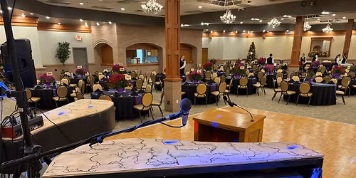 Dueling Pianos at 702 Bar!