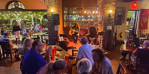 Taylor DeLatte at Lion & Crown - Allen