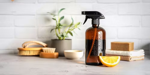 Cleaning 101 : Make your own natural cleaning products
