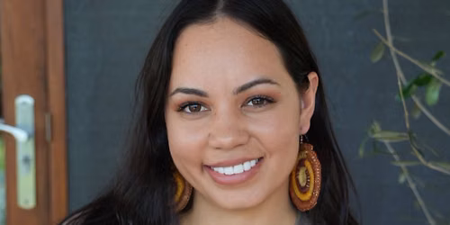 Shonae Hobson: How Indigenous Fashion Weaves Culture and Connection