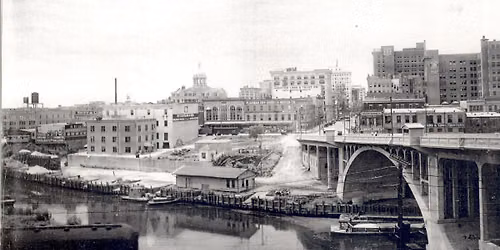 Buffalo Bayou Cruise: History