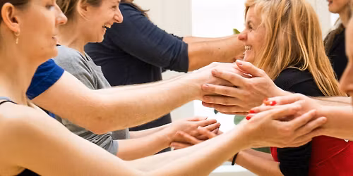 Tane\u010dn\u00ed speci\u00e1l: KONTAKTN\u00cd IMPROVIZACE