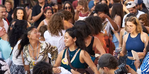 EL BARRIO \u2013 Lateinamerikanische Blockparty