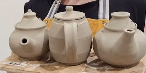 Intermediate Wheel Throwing Class: Tea Service (1\/8-2\/5)