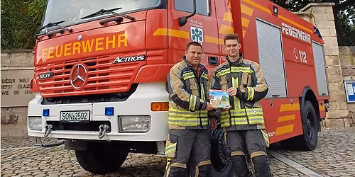 Vorlesenachmittag mit der Oberlinder Feuerwehr