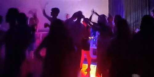 RAVE JAM con Pink Velvet | Fiesta de verano