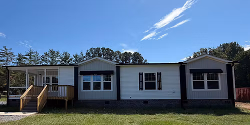 Red Tag Sale Tailgate Event - Oakwood Homes of Spartanburg