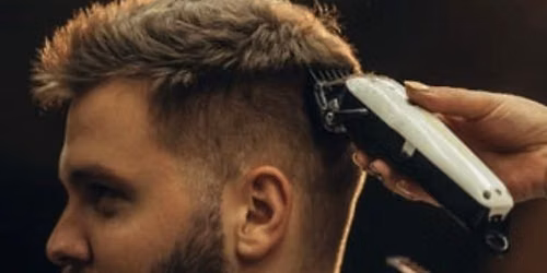 Capacitaci\u00f3n de corte de cabello profecional. De verdad en un Sal\u00f3n. Sales directo a el \u00e9xito  