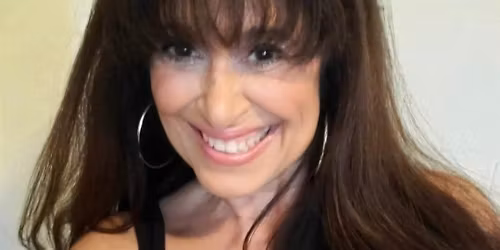 Gigi Onofrio Acoustic Solo at MJ's Buttonwood Manor in Matawan, NJ