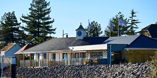 \u2b50\ufe0fQUIZ NIGHT\u2b50\ufe0f