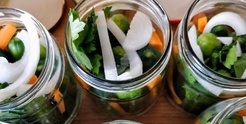 1-Hour Pickles with Karen