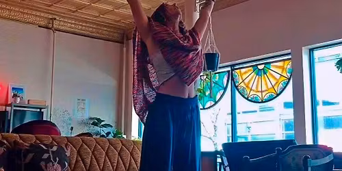 Yoga w\/ Lindsey \ud83e\uddd8