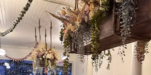 Holiday Gift Wrapping pt2 \ud83c\udf84\ud83c\udf81