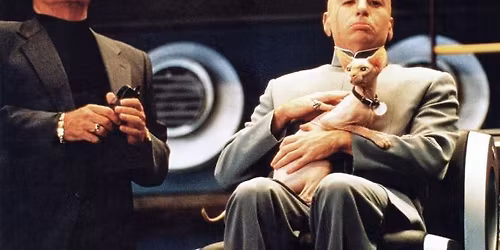 Stop Playing Small \u2013 Bolder Choices in Improv and Beyond with Julia Neuhoff