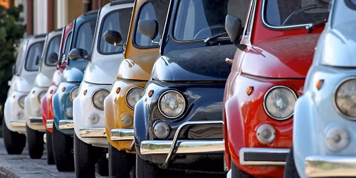 Rassemblement Vehicules anciens