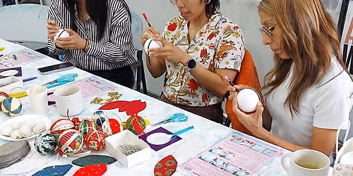 Art in the Afternoon: Handmade Christmas Bauble Workshop