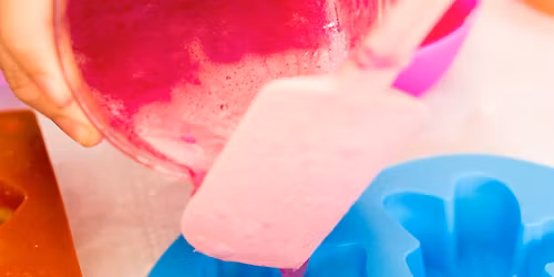 Kids Christmas Soap Making