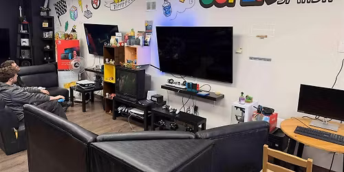 Super Smash Cafe Social: Games, Lunch & New Friends