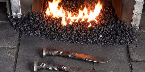 Blacksmithing Bushcraft: Railroad Spike Knife Class