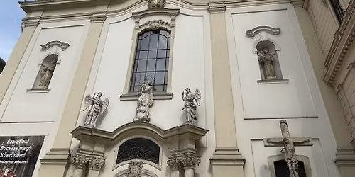 Exkluz\u00edv templombej\u00e1r\u00e1s orgonabemutat\u00f3val