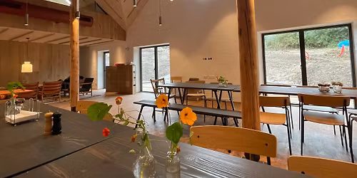 Spilcafe og fredagsbar