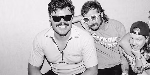 Wine Lips wsg Mean Bikini and Bad State!