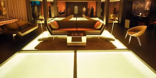 \ud83e\ude97\ud83e\udea9