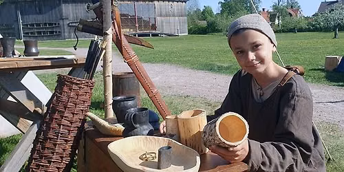 Bes\u00f6k vikingarnas l\u00e4ger