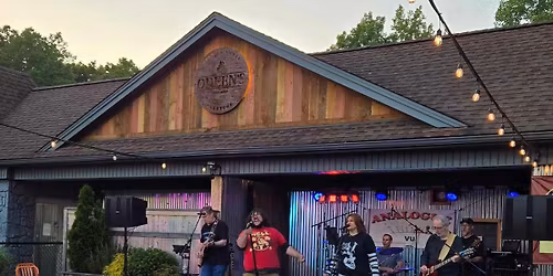 Saturday night party with Analogue at the Hopewell Inn