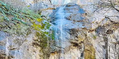 \u041f\u043e\u0434 \u043f\u0440\u044a\u0441\u043a\u0438\u0442\u0435 \u043d\u0430 \u0432\u043e\u0434\u043e\u043f\u0430\u0434\u0438\u0442\u0435 \u043a\u0440\u0430\u0439 \u0441\u0435\u043b\u043e \u0412\u0435\u0441\u0435\u043b\u0438\u043d\u043e\u0432\u043e + \u043f\u0435\u0449\u0435\u0440\u0430 \u0421\u0430\u0440\u0430\u044f \u0437\u0430 1 \u0434\u0435\u043d!