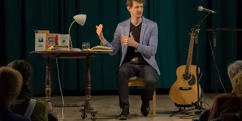 VerStandUp - El\u0151adja: Zolt\u00e1n \u00c1ron, a V\u00edgsz\u00ednh\u00e1z Junior Pr\u00edma D\u00edjas sz\u00ednm\u0171v\u00e9sze