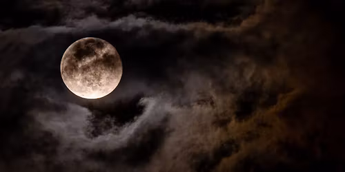 Moon & Well-being Market @ Number 17 Caf\u00e9 Dipton 