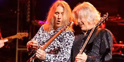 Parking - Industria Del Amor with Los Angeles De Charly