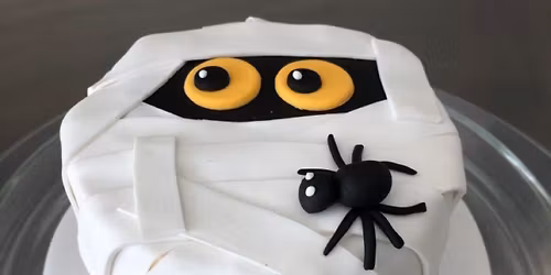 MUMMY SURPRISE CANDY INSIDE CAKE