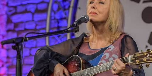 Ieva Akuratere (LV)