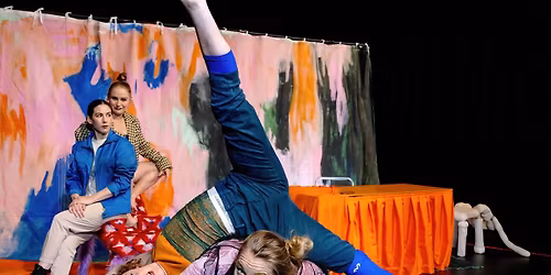 Grapes & Glory - Cirkusf\u00f6rest\u00e4llning